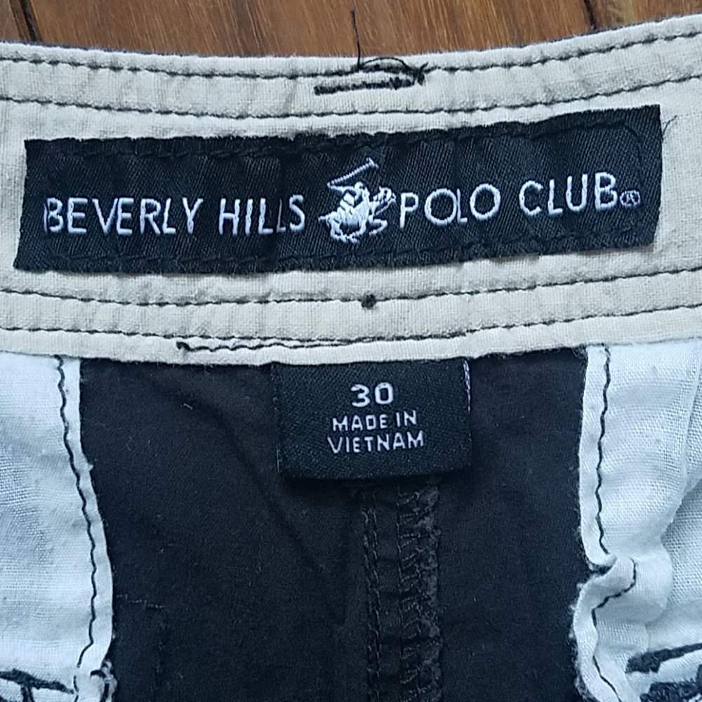 Short - Picture 3 of 7